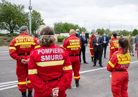 Șapte medici voluntari întorși din Republica Moldova, pozitivi la coronavirus. Orban: „Îmi pare rău că s-au infectat”