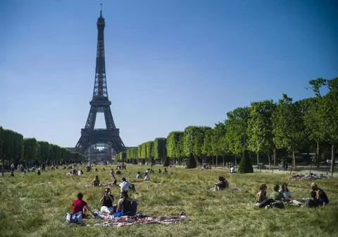 Turnul Eiffel se redeschide pentru public din 25 iunie