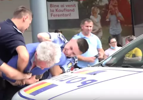Poliţiştii care au intervenit în scandalul din faţa magazinului Kaufland din București, cercetaţi disciplinar