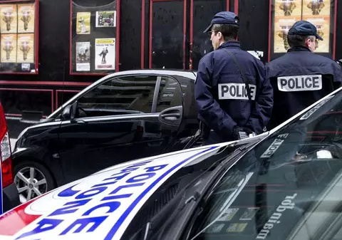 Franţa întărește securitatea la lăcaşurile de cult şi şcolile evreieşti înaintea sărbătorii Pesah