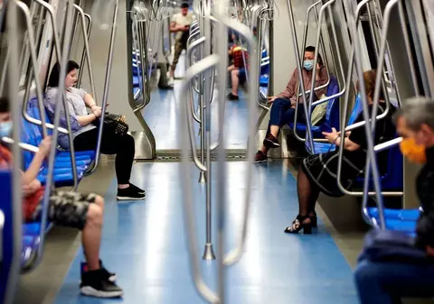 Alertă cu bombă la stația de metrou Eroilor. Toți călătorii au fost evacuați