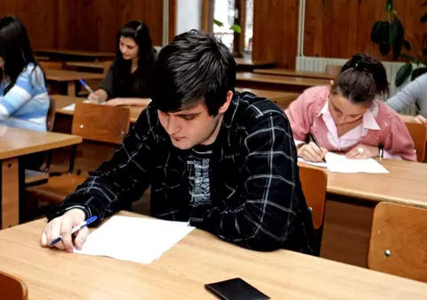 La sesiunile speciale de evaluare națională și bacalaureat, elevii nu vor repeta probele la care au participat deja