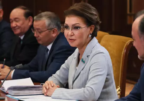 Președintele Kazahstanului a demis-o pe fiica predecesorului său din funcția de șefă a Senatului