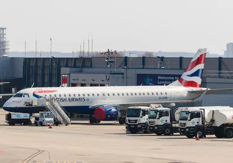 Străinii care vor sosi în Marea Britanie vor intra în carantină