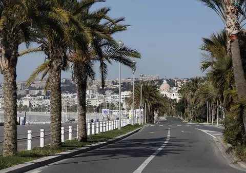 Liga pentru Drepturile Omului din Franța a contestat în instanță obligativitatea purtării măștii de protecție