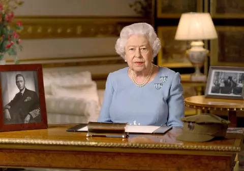 Regina Elisabeta a II-a, discurs plin de semnificații, de Ziua Victoriei: “Nu renunțați niciodată, nu disperați niciodată”