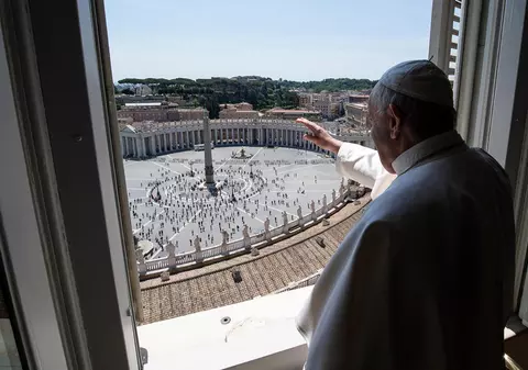 Papa Francisc i-a binecuvântat din nou pe pelerinii din Piața Sf. Petru, prima oară de la ridicarea restricțiilor
