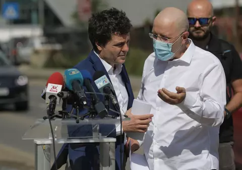 Ședința CGMB pentru alegerea viceprimarilor Capitalei, suspendată o oră după un scandal provocat de consilierii PSD