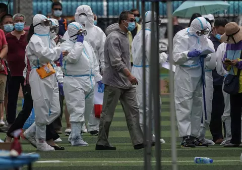 China ia măsuri ”ca în vreme de război” pentru a controla noul focar de infecție care a izbucnit la Beijing