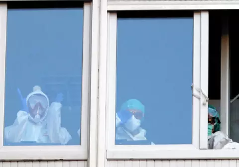 Focar de COVID-19 într-un spital din Bilbao. Toți cei 4.500 de angajați vor fi testați