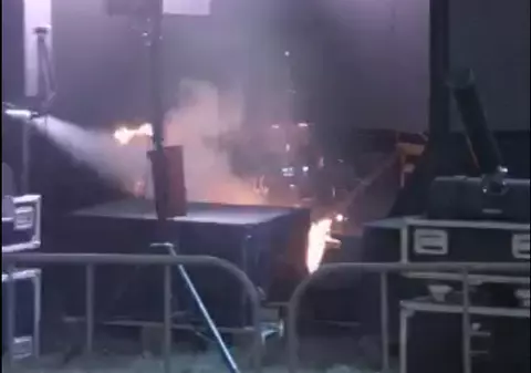Incendiu pe scenă în timpul concertului susținut de Delia la Verde Stop Arena