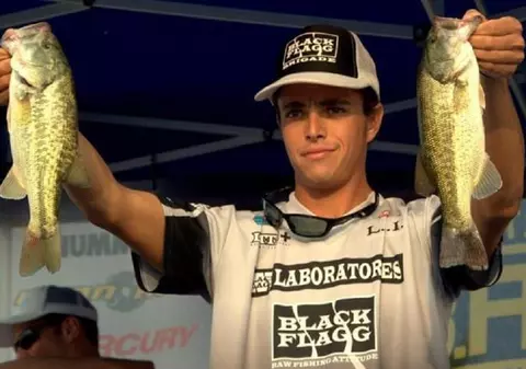 Gianni Rizzo, campion la pescuit sportiv, a murit lovit de fulger. Avea 36 de ani