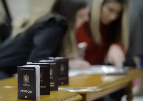 Noi reguli pentru cei cărora le-au expirat actele de identitate. Ce trebuie să facă românii care care vor să plece în străinătate