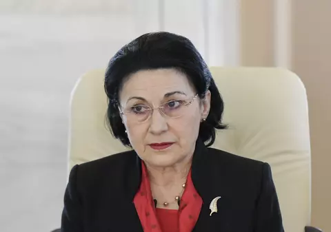Ecaterina Andronescu a pierdut alegerile pentru șefia Senatului Politehnicii București. Tudor Prisecaru, noul președinte