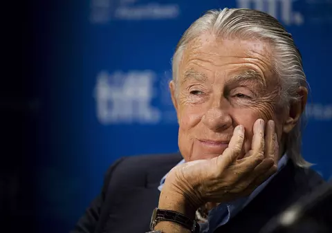 Joel Schumacher a murit. Regizorul filmului “Batman Forever” avea 80 de ani