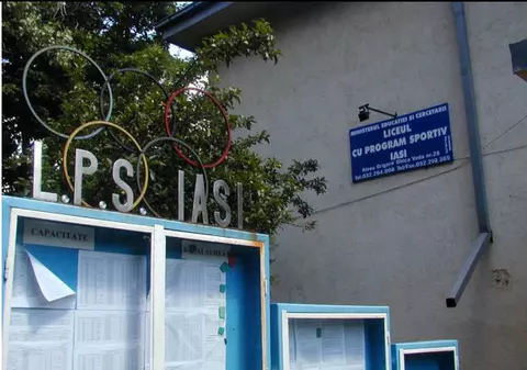 ISJ Iaşi a explicat cum se vor da examenele la Liceul  Sportiv, unde există un elev infectat cu COVID-19