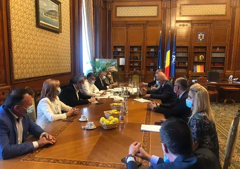 UPDATE | Ce condiții pun liderii partidelor Guvernului: fără stare de alertă, dar cu păstrarea unor restricții
