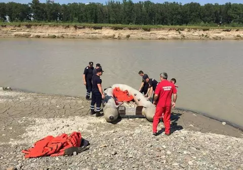 Patru bărbați au murit în Brăila în timp ce se aflau la pescuit. Polițiștii au deschis dosare penale