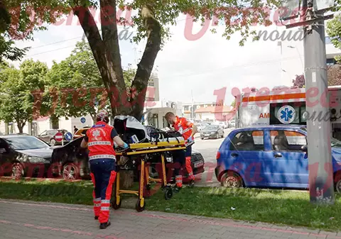 O femeie a leșinat la coadă la bancă, în Vaslui, înainte de a-și plăti rata