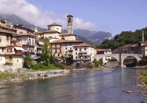 Un orășel din Italia are cea mai mare rată de contagiune din lume. 37% din populație are coronavirus