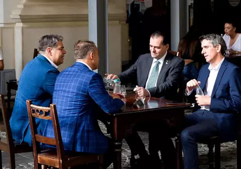 Un lider al PSD îl atacă pe Ludovic Orban, după ce premierul a fost fotografiat în Centrul Vechi al Capitalei: "Tablou de Grigorescu, de unde doar carul lipsește"