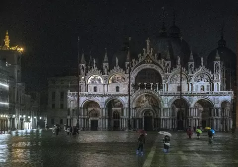 VIDEO | Fenomen foarte rar: Inundații la Veneția în luna iunie. Nivelul apei a depășit un metru