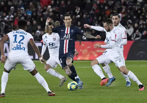 Cluburile din Franța cer statului daune de 800 de milioane de euro, după anularea campionatului