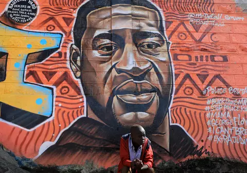 Familia lui George Floyd, vizită la Casa Albă, la un an de când afro-americanul a fost ucis de polițiști