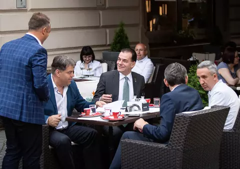 Orban, despre redeschiderea restaurantelor: "Să îmi fie iertat, deşi am avut discuţii, încă aşteptăm să luăm această decizie"