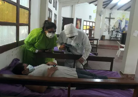 VIDEO | Autoritățile din Bolivia au declarat „stare de calamitate publică”. Oamenii au început să bea clor, pentru a nu se infecta cu COVID-19