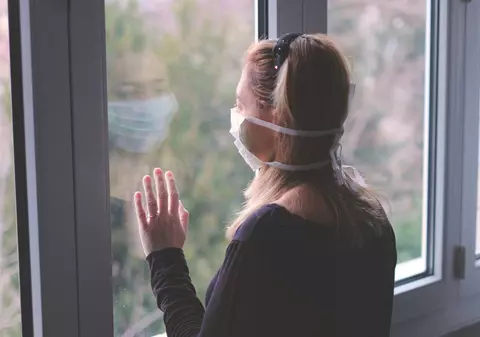 Polonia intră în carantină naţională pe 28 decembrie. Până când vor dura restricţiile