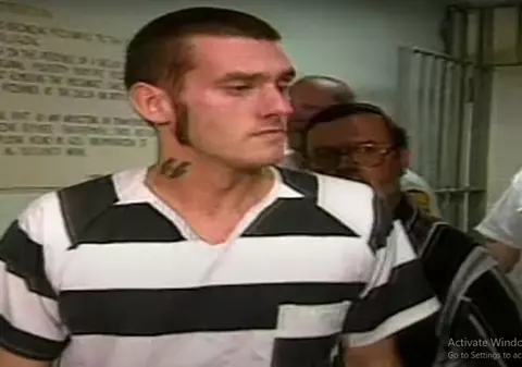 Prima execuţie a unui condamnat la moarte, după mai bine de 17 ani, în Statele Unite ale Americii. Crimele comise de Daniel Lewis Lee