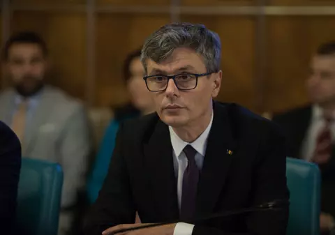 Virgil Popescu, ministrul energiei și fost ministru al economiei, audiat la DNA în dosarul măștilor neconforme MApN-Țuțu-Pițurcă