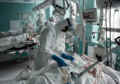 Doi pacienți și cinci cadre medicale, infectate cu noul coronavirus la spitalul din Băicoi