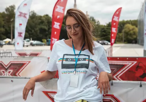 Actrița Ilona Brezoianu face parte din echipa X Factor, în noul sezon „Îmi doream să ajung în culisele unui show muzical”