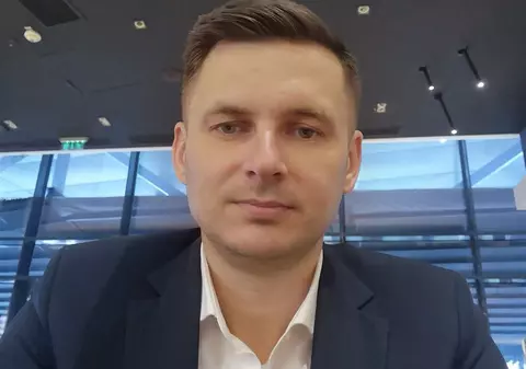 Prefectul de Cluj, infectat cu coronavirus, a cerut externarea după 10 zile în spital: “Suntem asimptomatici, vom rămâne în izolare”