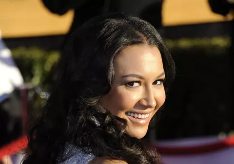 Actrița Naya Rivera din „Glee”, dată dispărută pe un lac din California. Fiul ei de 4 ani a fost găsit singur în barcă!
