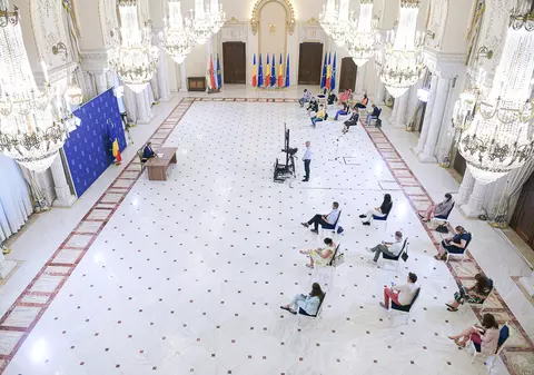 Măsuri drastice de protecţie, la conferinţa preşedintelui Klaus Iohannis: Termoscanere şi distanţare între jurnalişti