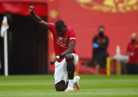GALERIE FOTO  |  Paul Pogba  a afișat o frizură cu simbolul mişcării antirasiste “Black Lives Matter”