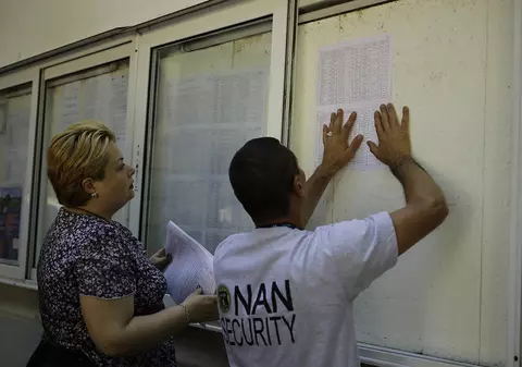 A terminat clasa a XII-a cu media 10, dar a fost eliminată de la bacalaureat, acuzată că a copiat. “Voi merge în instanță”