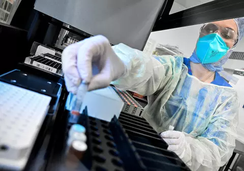 Argeș, al optulea județ care depăşeşte 1.000 de cazuri de coronavirus. 13 judeţe fără infectări depistate în ultimele 24 de ore