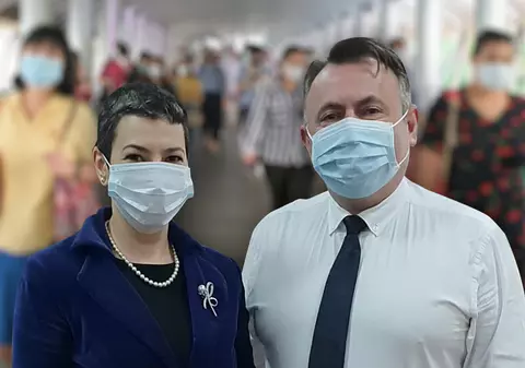 Cu ce v-am greșit, de ce ne urâți?