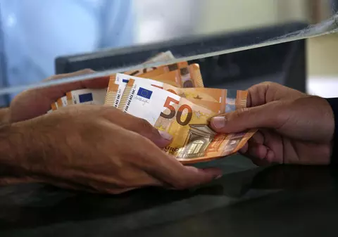 Curs BNR 9 iulie. Leul a pierdut teren în raport cu euro, dar s-a apreciat față de dolarul american