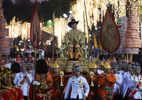 Compania aeriană din Thailanda, disponibilă pentru rege, în faliment pentru pasagerii obișnuiți