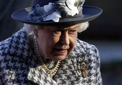 Detaliile intime din cartea despre prințul Harry și Meghan aprind spiritele în familia regală britanică: “Majestatea Sa va fi cea mai supărată”