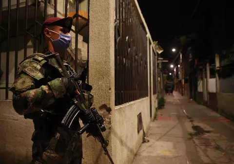 Războiul din Columbia se oprește din cauza pandemiei de coronavirus: Armata de Eliberare Națională a propus un armistițiu de 90 de zile