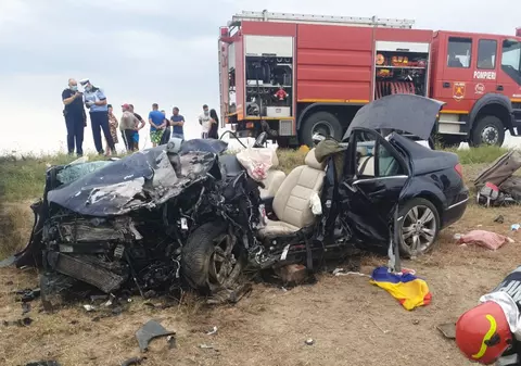 Un consilier local din Suceava și fetița lui în vârstă  de 10 ani au decedat într-un accident rutier