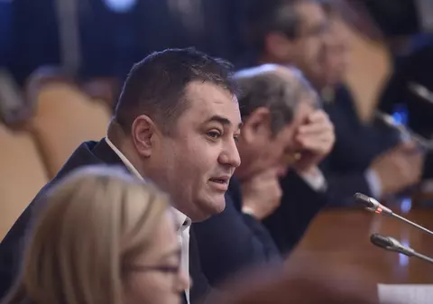 PSD îi amenință cu excluderea din partid pe cei care nu votează moțiunea. Cum răspund cei suspectați că vor boicota