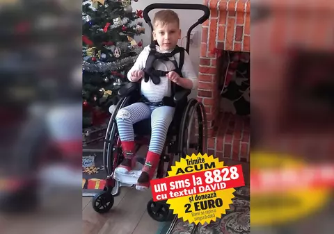 La 6 ani, David, bolnav de amiotrofie spinală, învață să meargă. Are nevoie de 10.000 de euro pentru recuperare și tratament în Italia