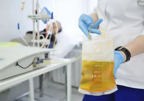 Apelul unui medic din Bistrița care a donat plasmă de 5 ori: „Nu se știe niciodată când te transformi din donator în primitor”